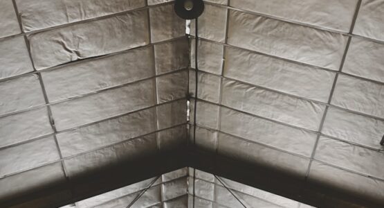 thi công bông thủy tinh